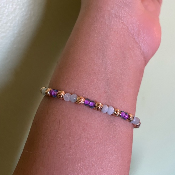 Elegant Purple, Blue Quartz Stone and Gold Beaded Bracelet - Picture 4 of 5